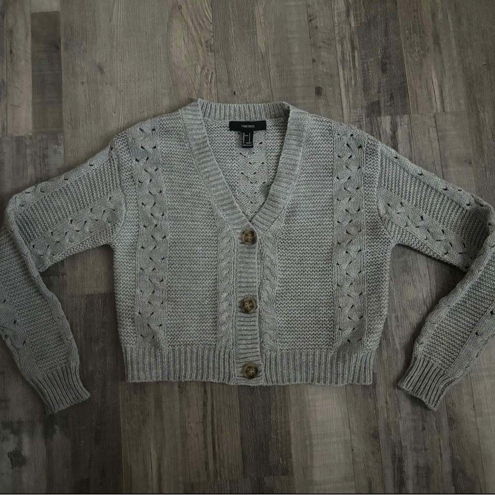 Forever 21 Gray Cable Knit Cropped Cardigan